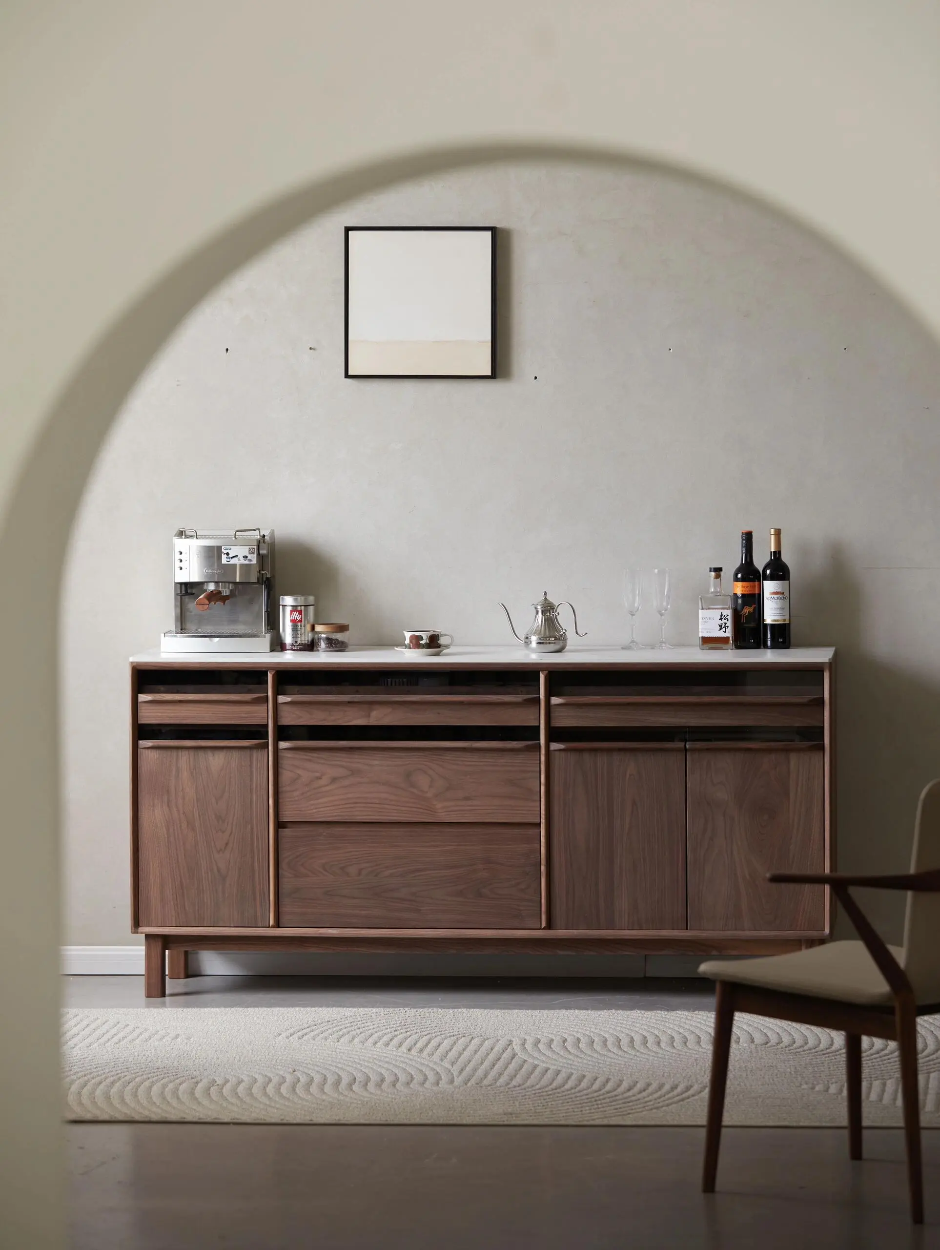 sideboard