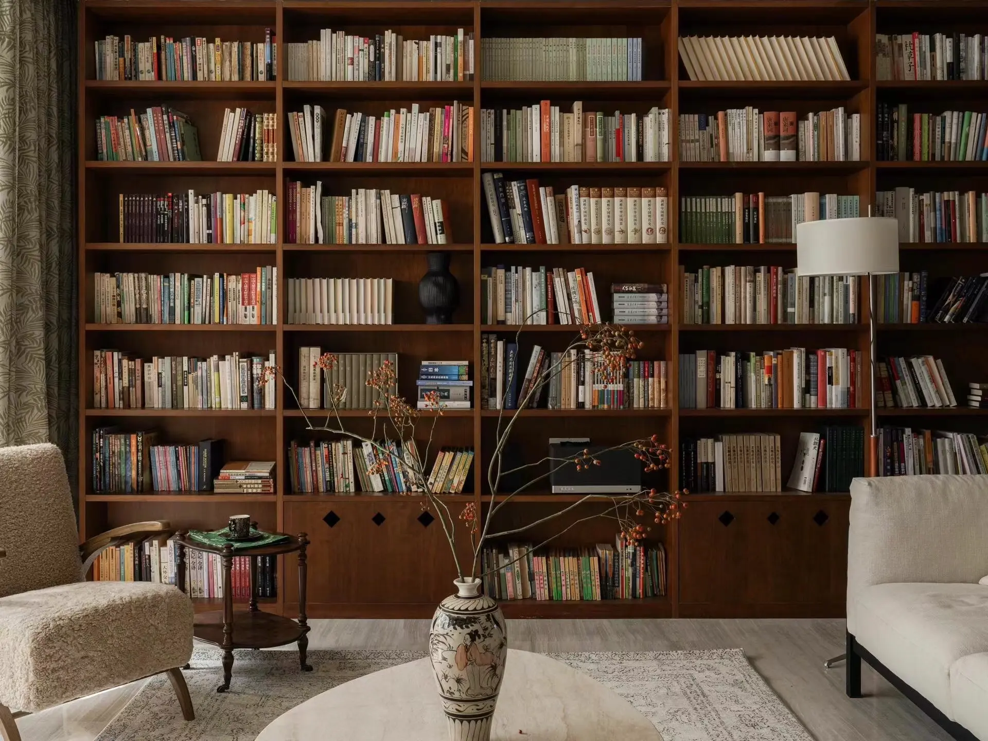small space bookshelf ideas