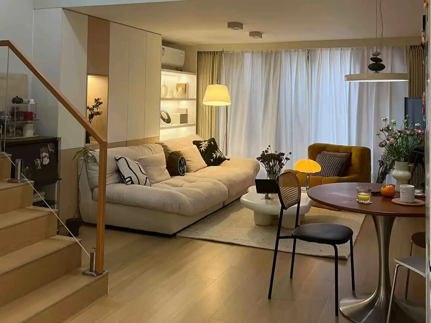 7 Creative Décor Tips To Transform Your Modern Loft into A Stylish Haven