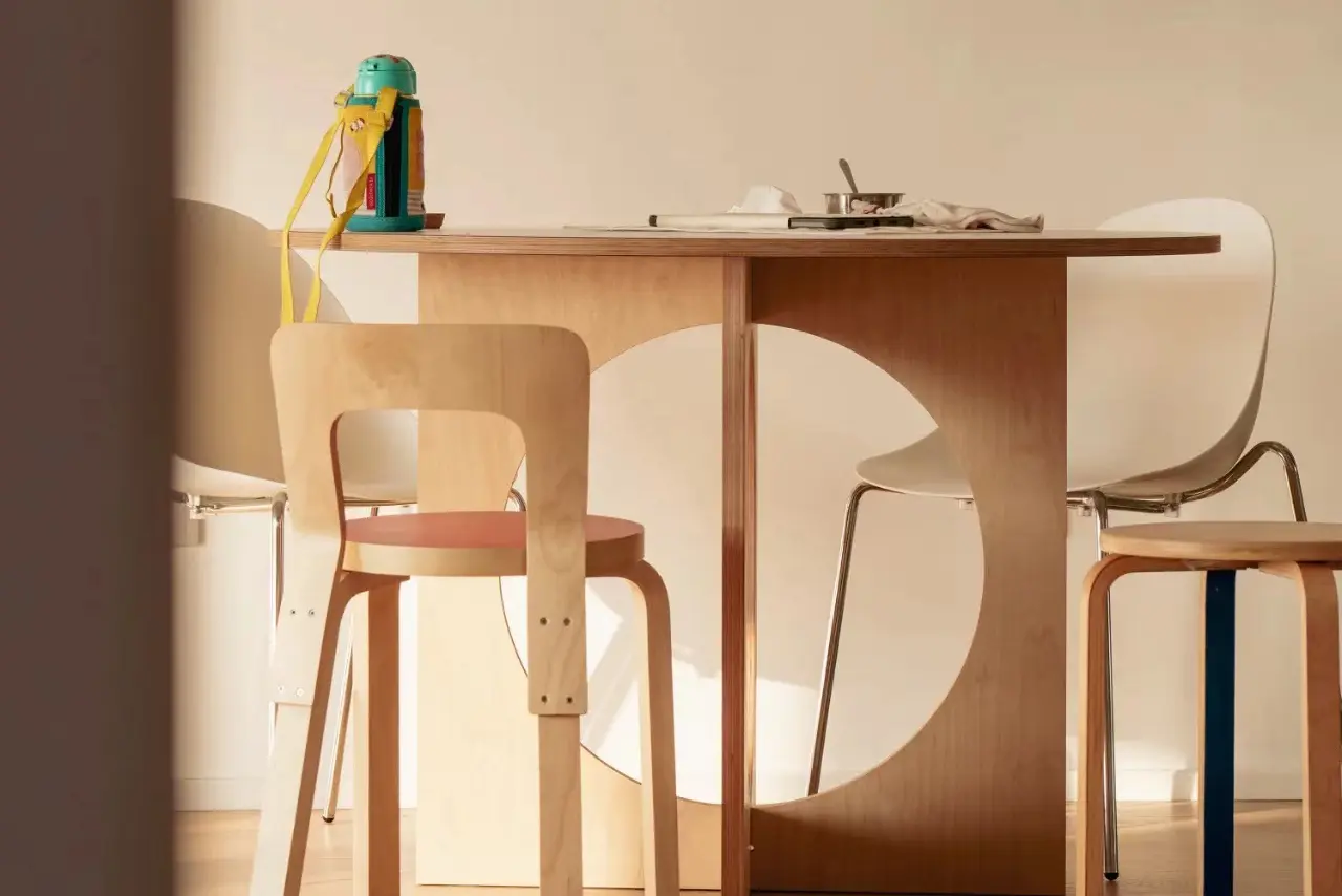 Birch plywood dining set